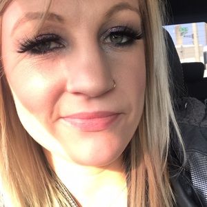 Meet your Posher, Mari